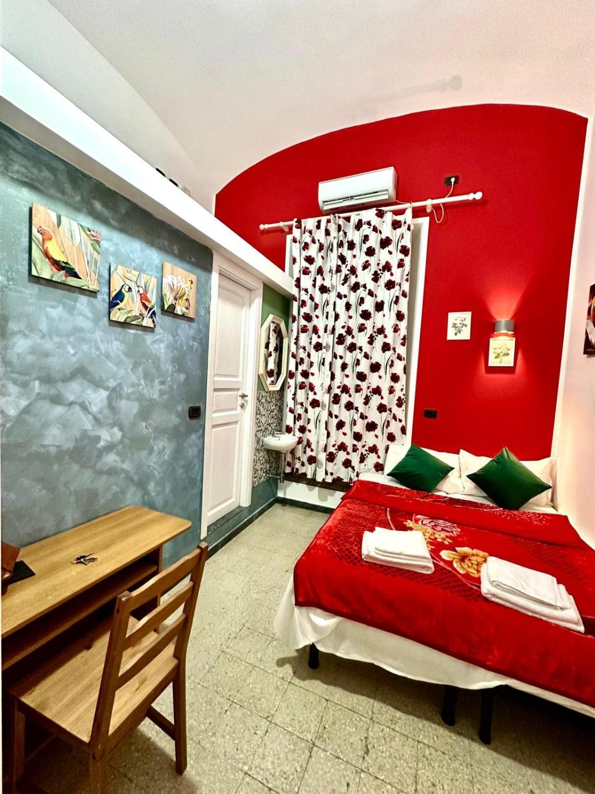 B&B Termini Colosseo Suite Rzym Zewnętrze zdjęcie
